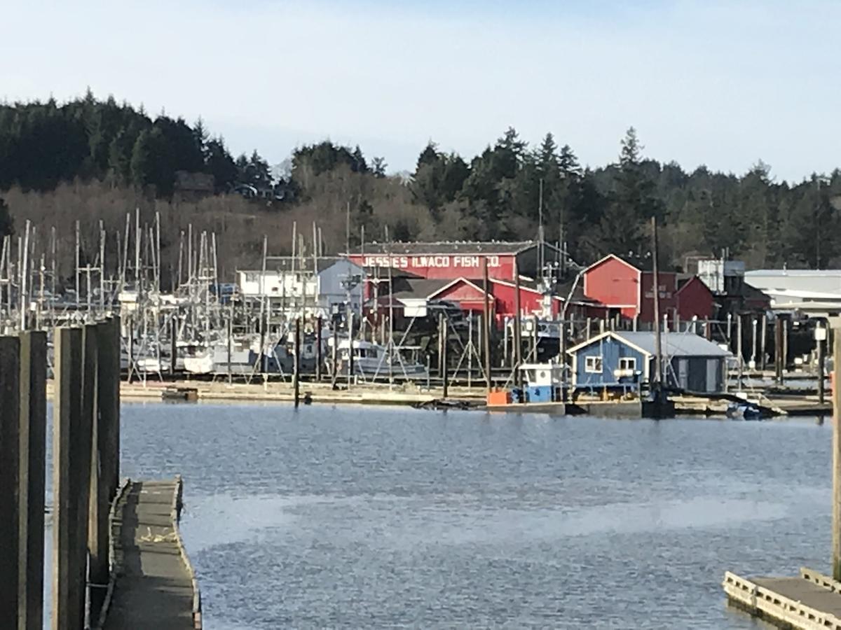 Inn At Harbour Village Ilwaco Экстерьер фото